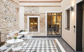 Apartamentos Virgen Blanca